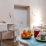 La Mimosa
